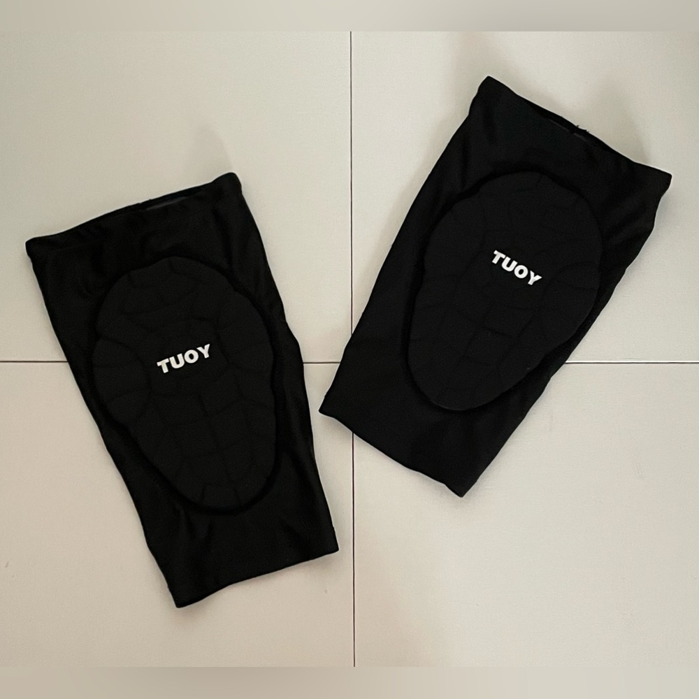 TUOY Black Knee Pads | Adult Size Medium